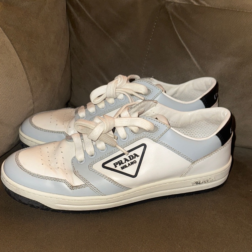 Prada White and Grey Logo Sneakers! Retail price $1000 Resale price: $450